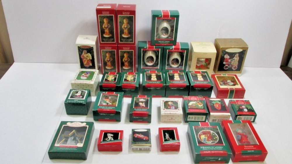 Mix Lot of 30 Hallmark Keepsake Schmid Ornaments Vintage 1980's w/boxes